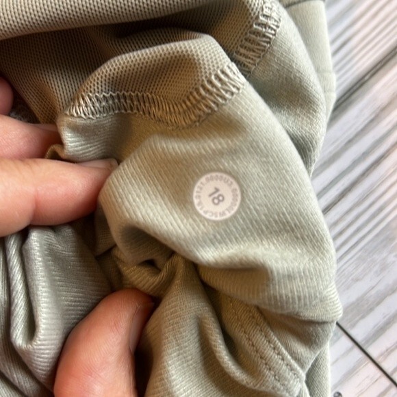 NWT Lululemon Ready to Rulu Jogger size 18 - Picture 4 of 5